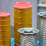Filtracja w zakładzie przemysłowym – jak uporządkować dobór filtrów do różnych urządzeń?